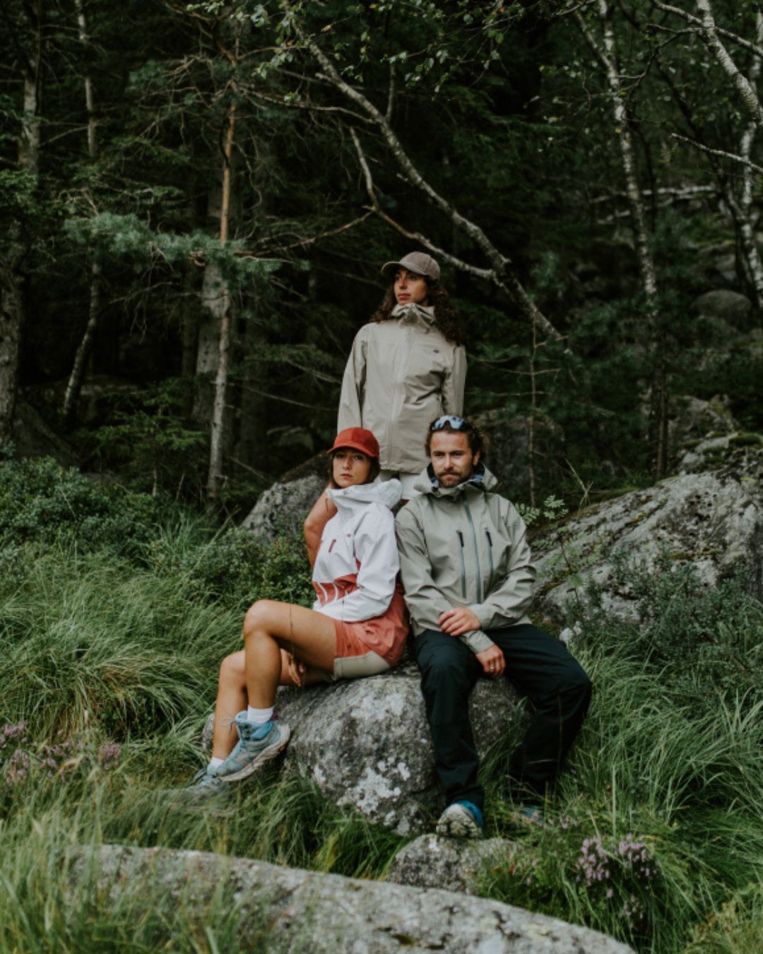 Modeller i naturen med Skogstad Sport fritidstøy